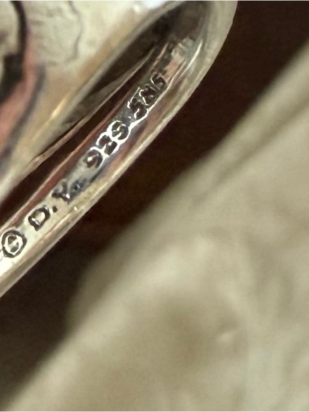 David Yurman Two Tone Crossover Ring size 6 - Picture 4 of 4